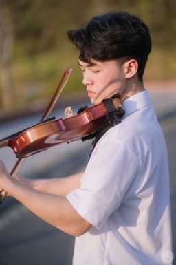 Naper Nguyễn Lại Thái Huy