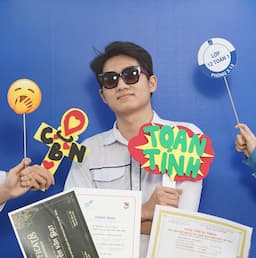 Naper Võ Tấn Đạt