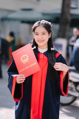 Naper Trần Minh Nguyệt